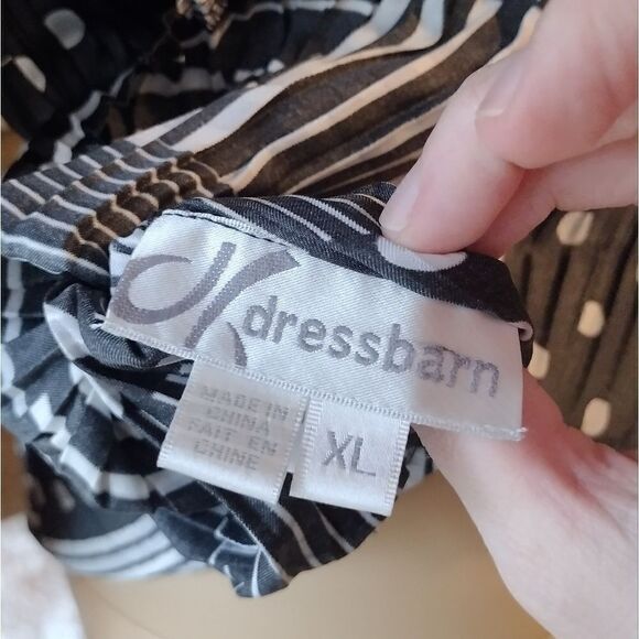 Dressbarn Women's Size XL Super Stretchy Black and White Print Reverse Wear Tank - Picture 4 of 11